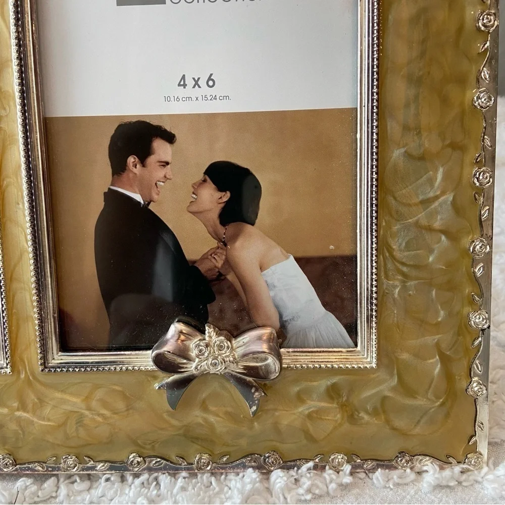JC PENNEY Home Collection Wedding Honeymoon Frame Moments Memories Elegant